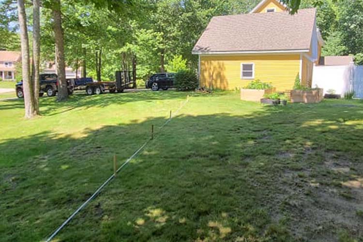 Privacy fence installation wood